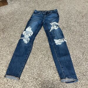 Women’s American Eagle jeans